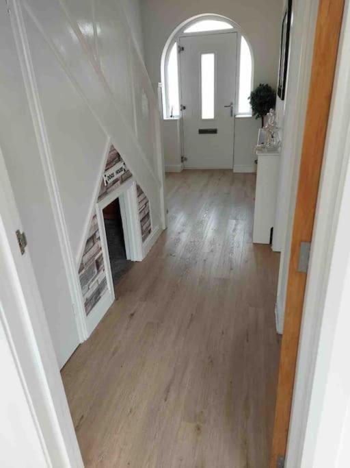 Modern 4 Bedroom House In Weymouth Sunny Corner Exterior foto